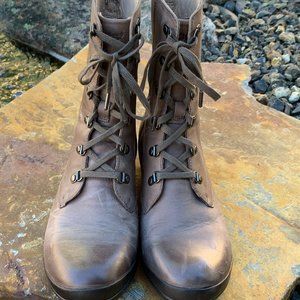 Bogs Waterproof Leather Lace Boot, 8.5